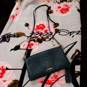GiGi New York Crossbody bag